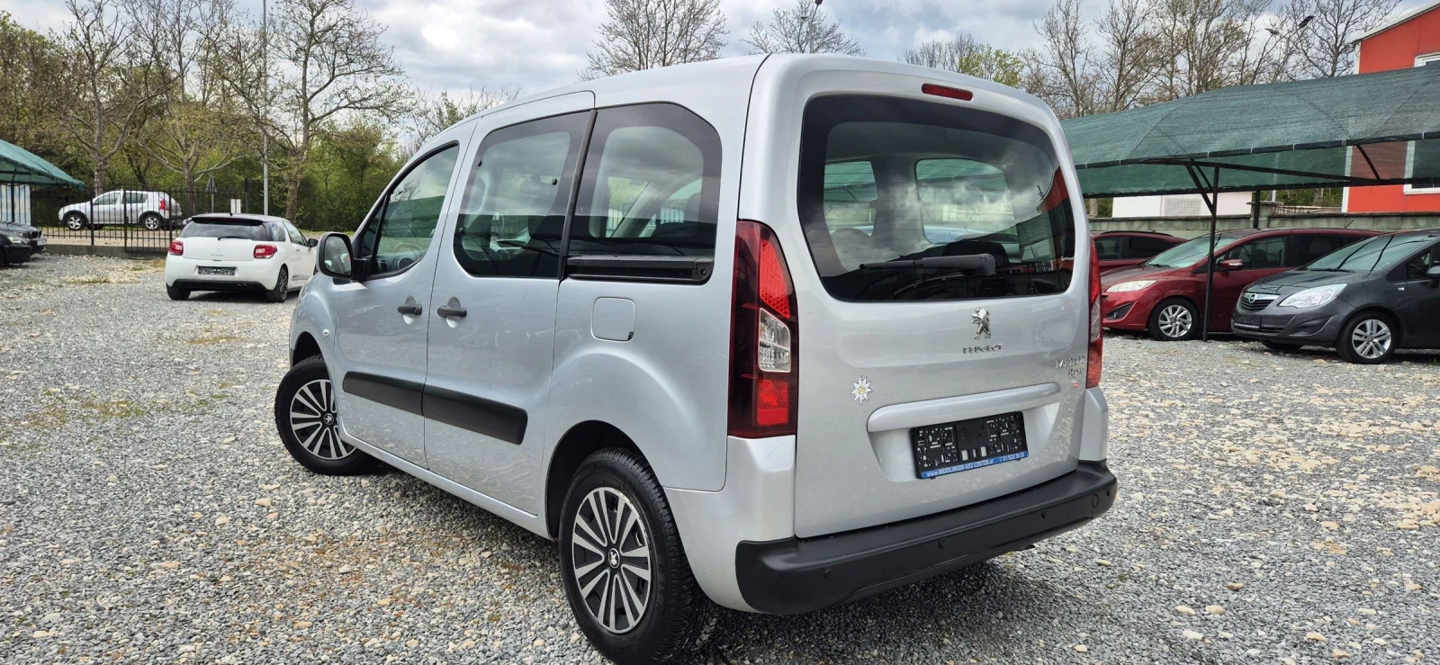 Peugeot Partner 1.6, снимка 4 - Автомобили и джипове - 54411203