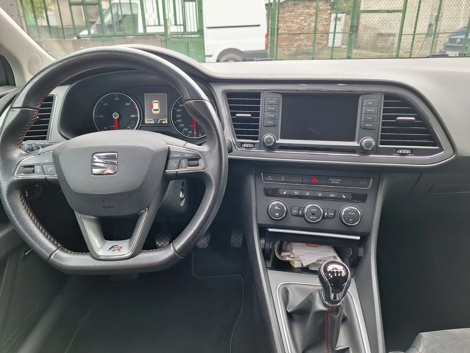 Seat Leon 2.0TDI 184ps, снимка 8 - Автомобили и джипове - 54579047