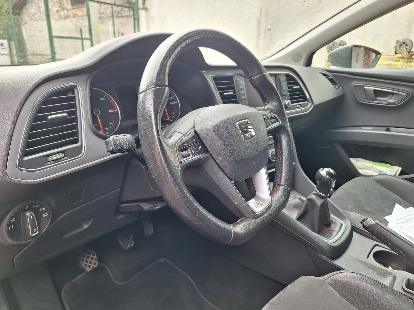Seat Leon 2.0TDI 184ps, снимка 7 - Автомобили и джипове - 54579047