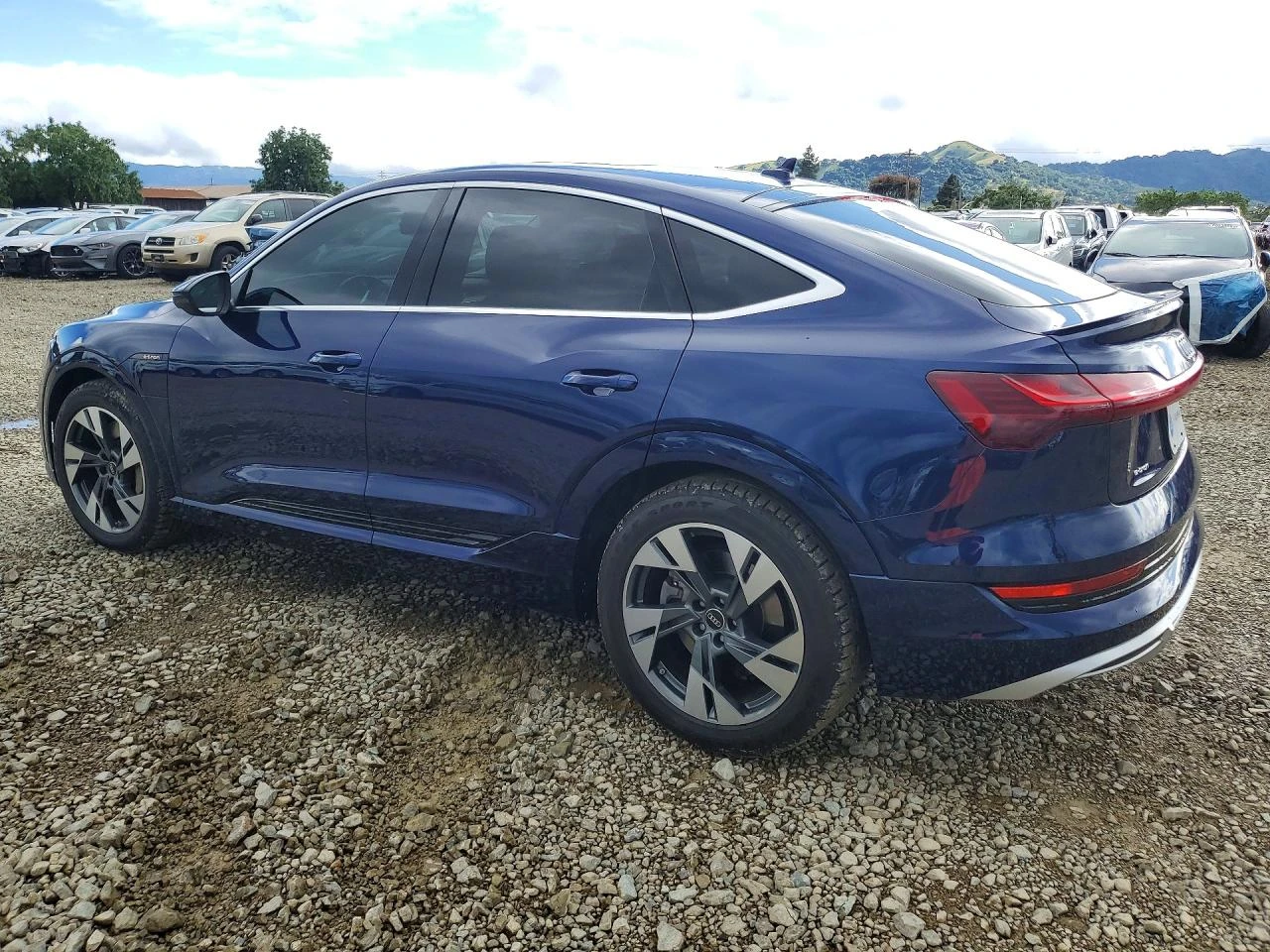 Audi E-Tron * * Sportback* * Premium, снимка 3 - Автомобили и джипове - 54993981