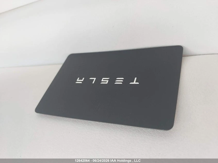 Tesla Model 3 Термопомпа, LFP, USA, снимка 2 - Автомобили и джипове - 55237158