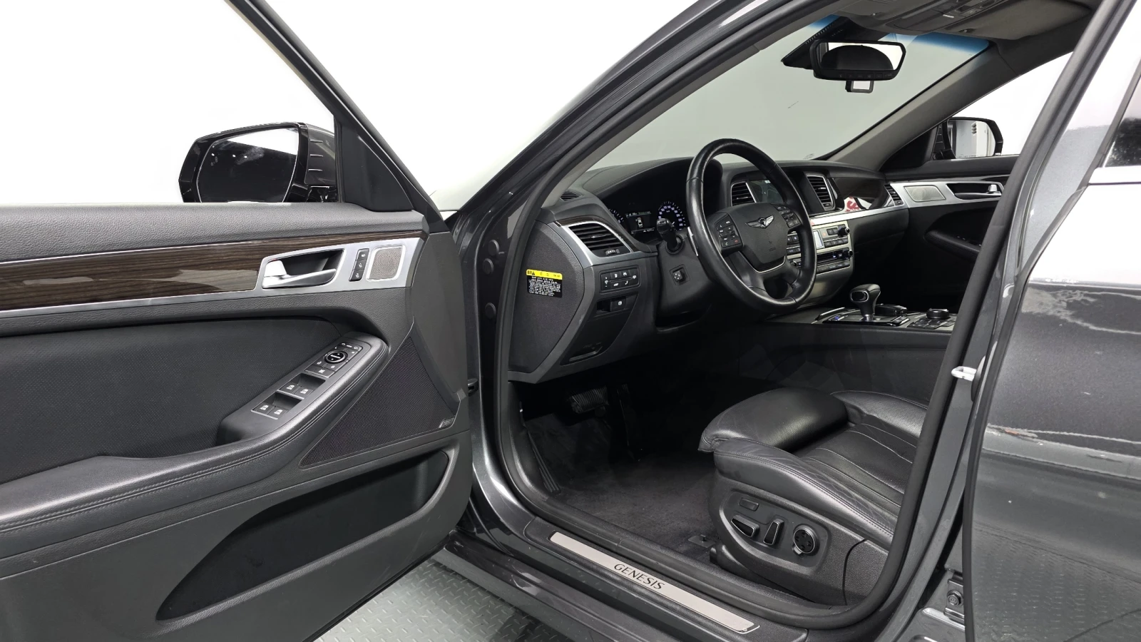 Genesis G80 3.3* LEXICON* BLIND SPOT* HUD* 360* КРАЙНА ЦЕНА, снимка 10 - Автомобили и джипове - 55594211