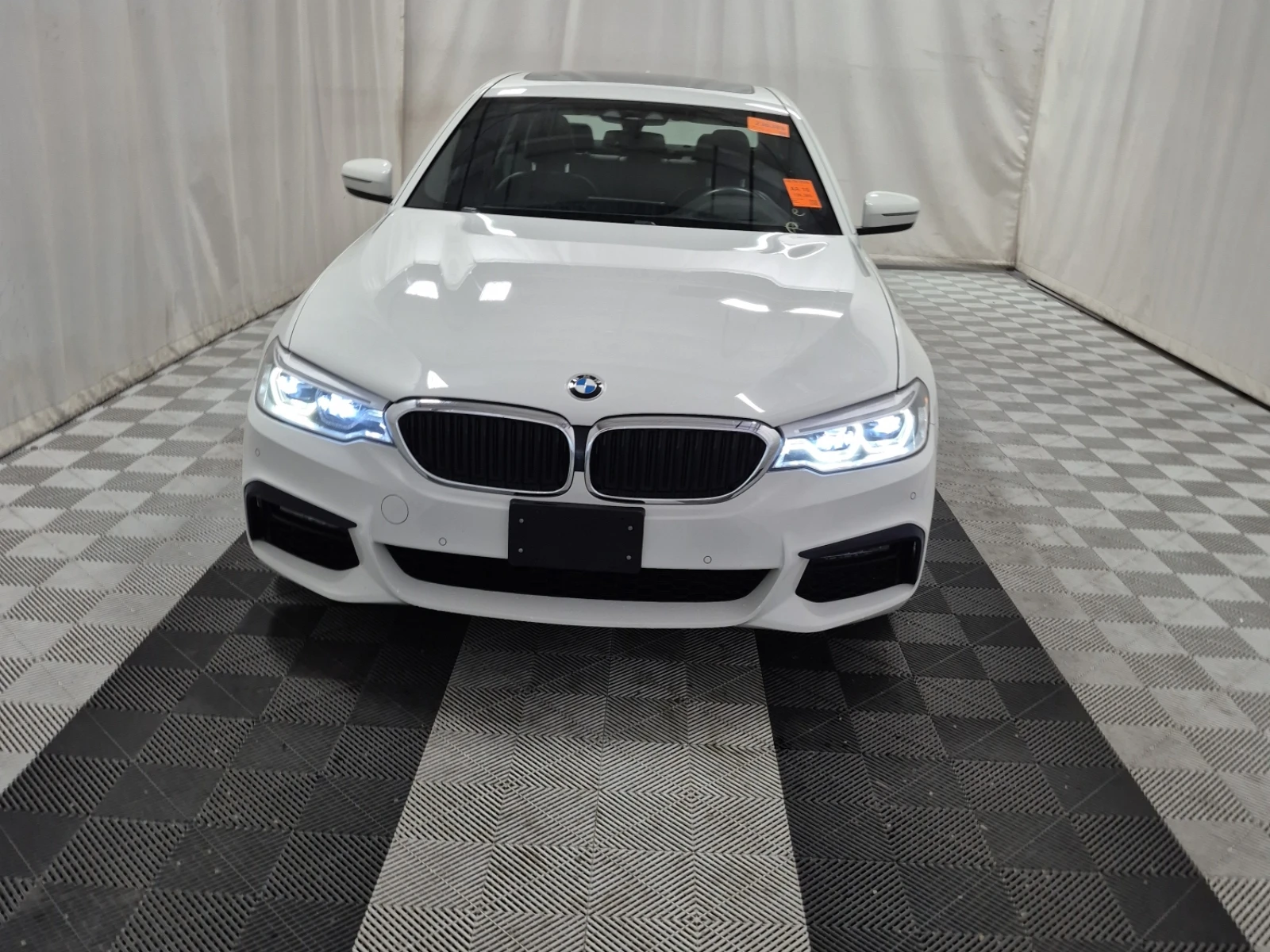 BMW 530E XDRIVE / АВТОКРЕДИТ, снимка 5 - Автомобили и джипове - 55963807