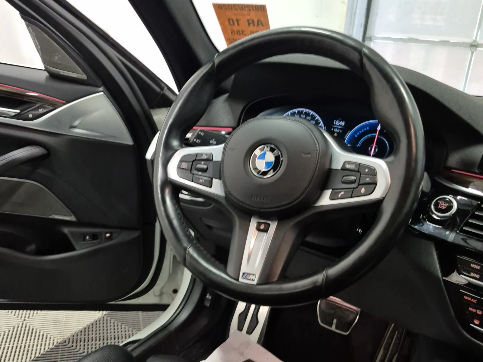 BMW 530E XDRIVE / АВТОКРЕДИТ, снимка 17 - Автомобили и джипове - 55963807