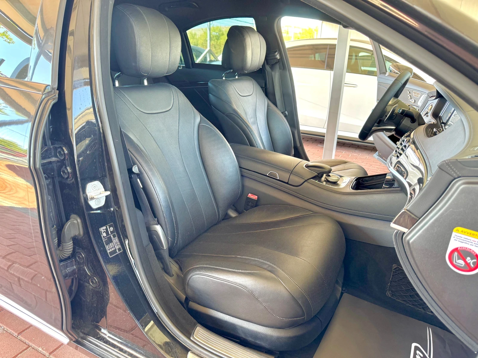Mercedes-Benz S 350 4MATIC#AMG#ОБДУХ#KEYLESS#BURMESTER, снимка 11 - Автомобили и джипове - 55991118