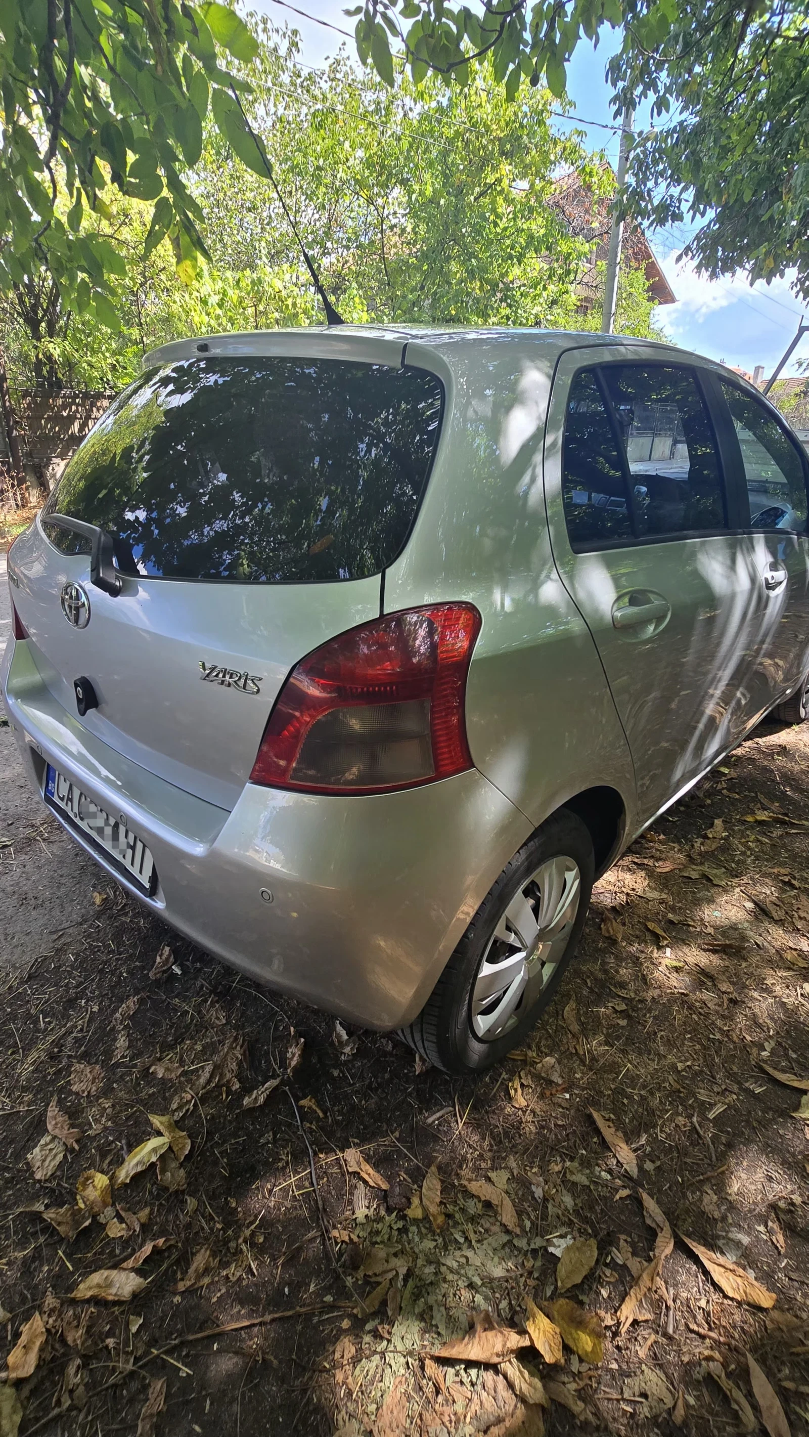 Toyota Yaris D4D, снимка 4 - Автомобили и джипове - 56045633