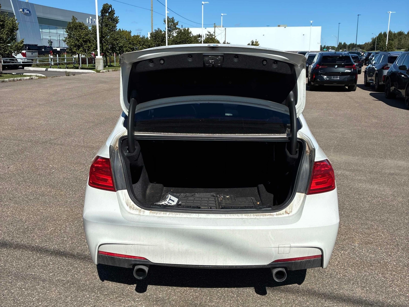 BMW 335 * xDrive * CARFAX * , снимка 10 - Автомобили и джипове - 56145845
