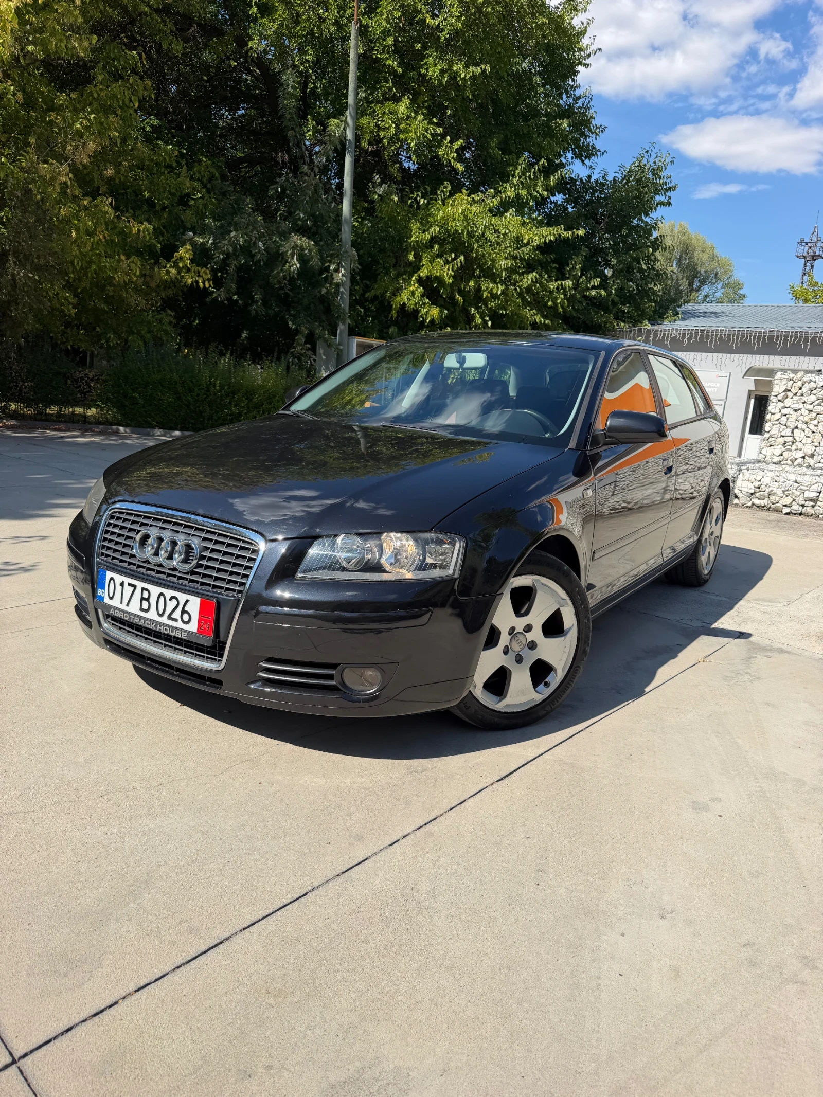 Audi A3 * ЧЕРВЕНА КОЖА* 2.0TDI* РЪЧКА* КЛИМА* 