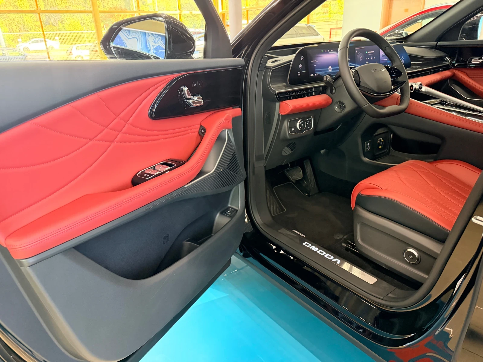 Omoda 9, снимка 7 - Автомобили и джипове - 56322880
