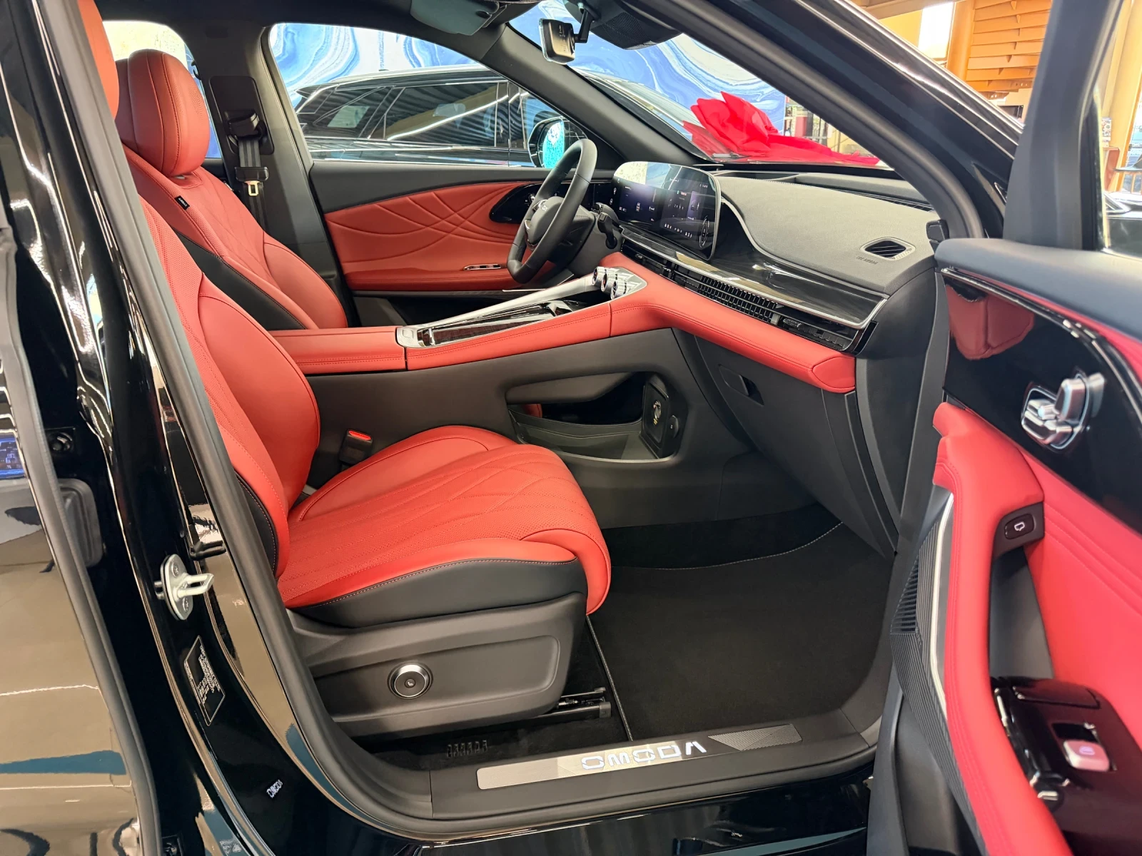 Omoda 9, снимка 9 - Автомобили и джипове - 56322880