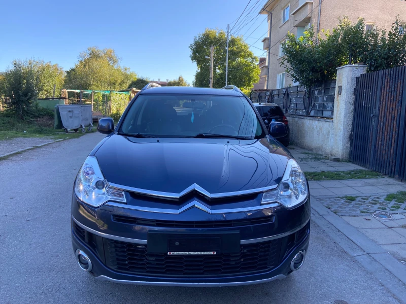 Citroen C-Crosser 2.2HDI 4x4 7МЕСТНА, снимка 2 - Автомобили и джипове - 47440473