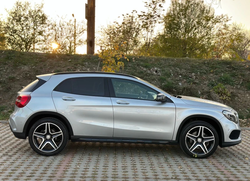 Mercedes-Benz GLA 250 * AMG LINE* 4MATIC* , снимка 7 - Автомобили и джипове - 47750069