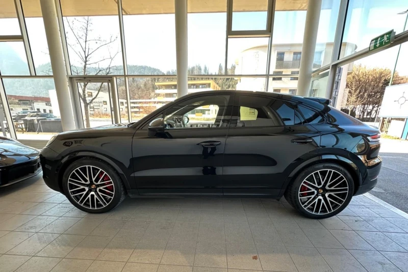 Porsche Cayenne S COUPE/FACELIFT/SPORT CHRONO/BOSE/PANO/LIFT/HUD/ , снимка 4 - Автомобили и джипове - 50123572