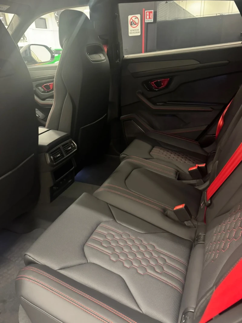 Lamborghini Urus SE, снимка 11 - Автомобили и джипове - 51402175
