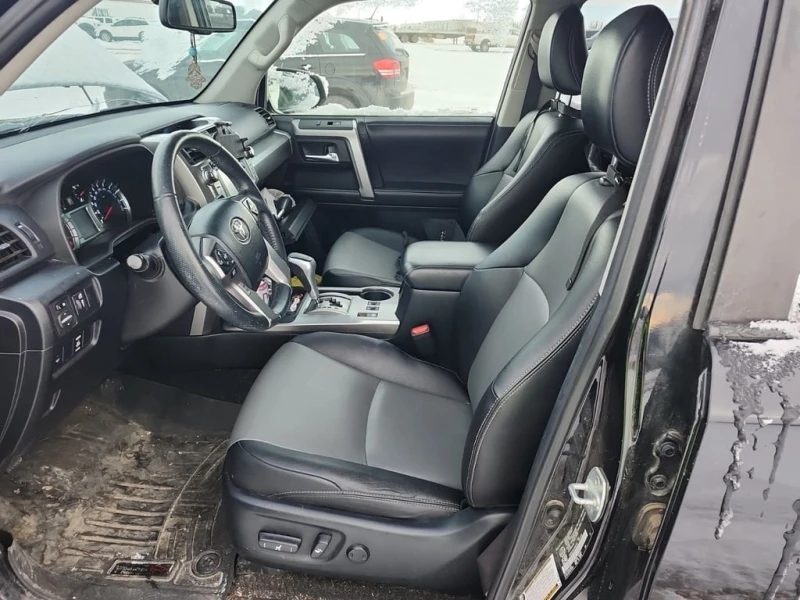 Toyota 4runner * SR5 * CARFAX * БЕЗ ПЪРВОНАЧАЛНА ВНОСКА, снимка 5 - Автомобили и джипове - 53164801