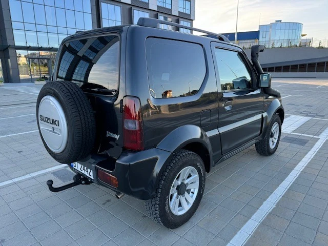 Suzuki Jimny, снимка 5 - Автомобили и джипове - 47241106