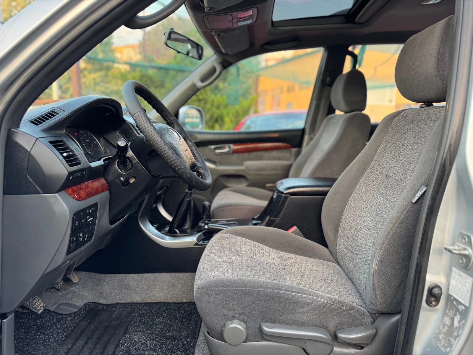 Toyota Land cruiser 3.0D4D * 4x4 * DIFF LOCK * KLIMATRONIK - изображение 8