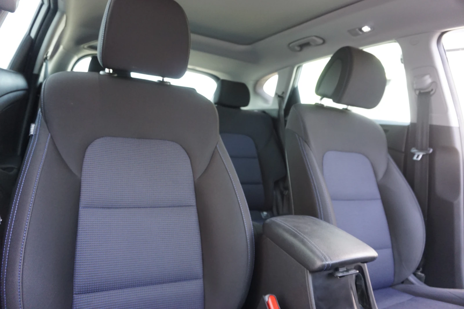 Hyundai Tucson 1.7/Xennon/����/��.�����/�������/Keyless/Xpossibl  | Mobile.bg � ����������� 11