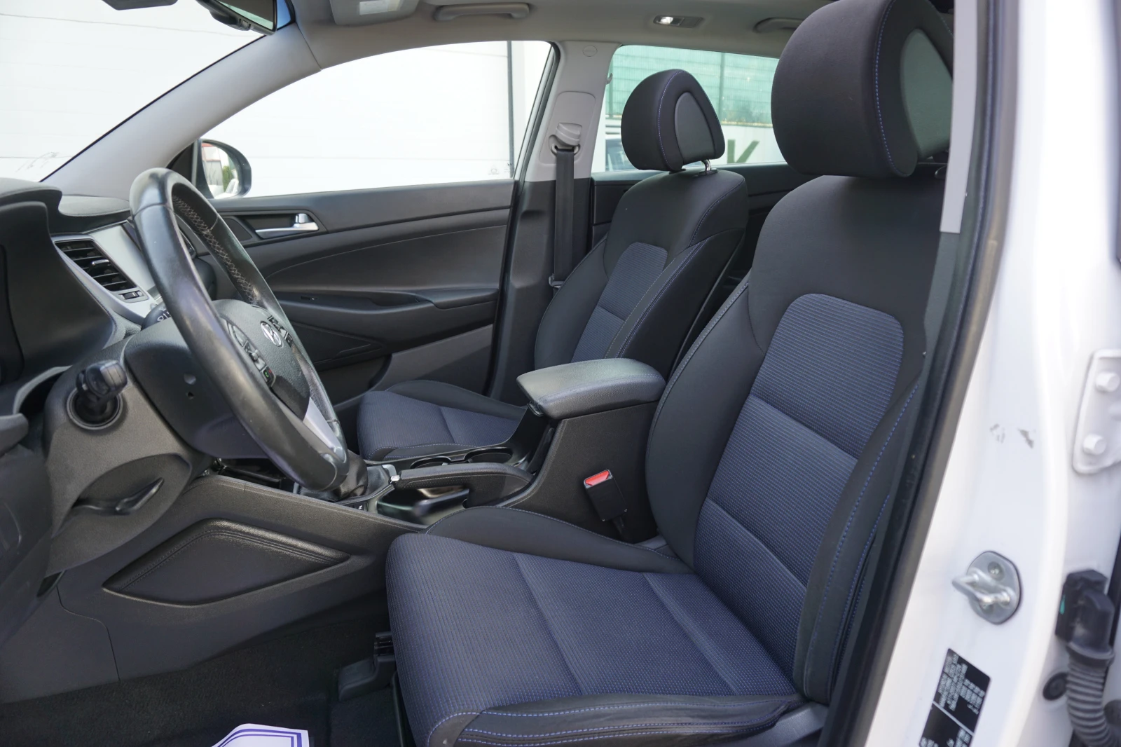 Hyundai Tucson 1.7/Xennon/����/��.�����/�������/Keyless/Xpossibl  | Mobile.bg � ����������� 13