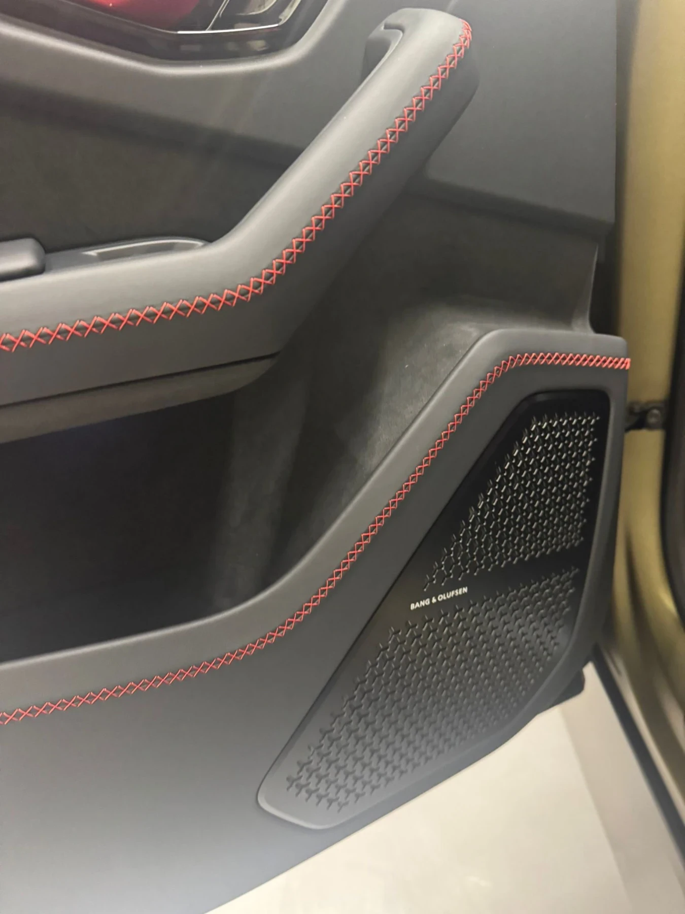 Lamborghini Urus SE | Mobile.bg � ����������� 9