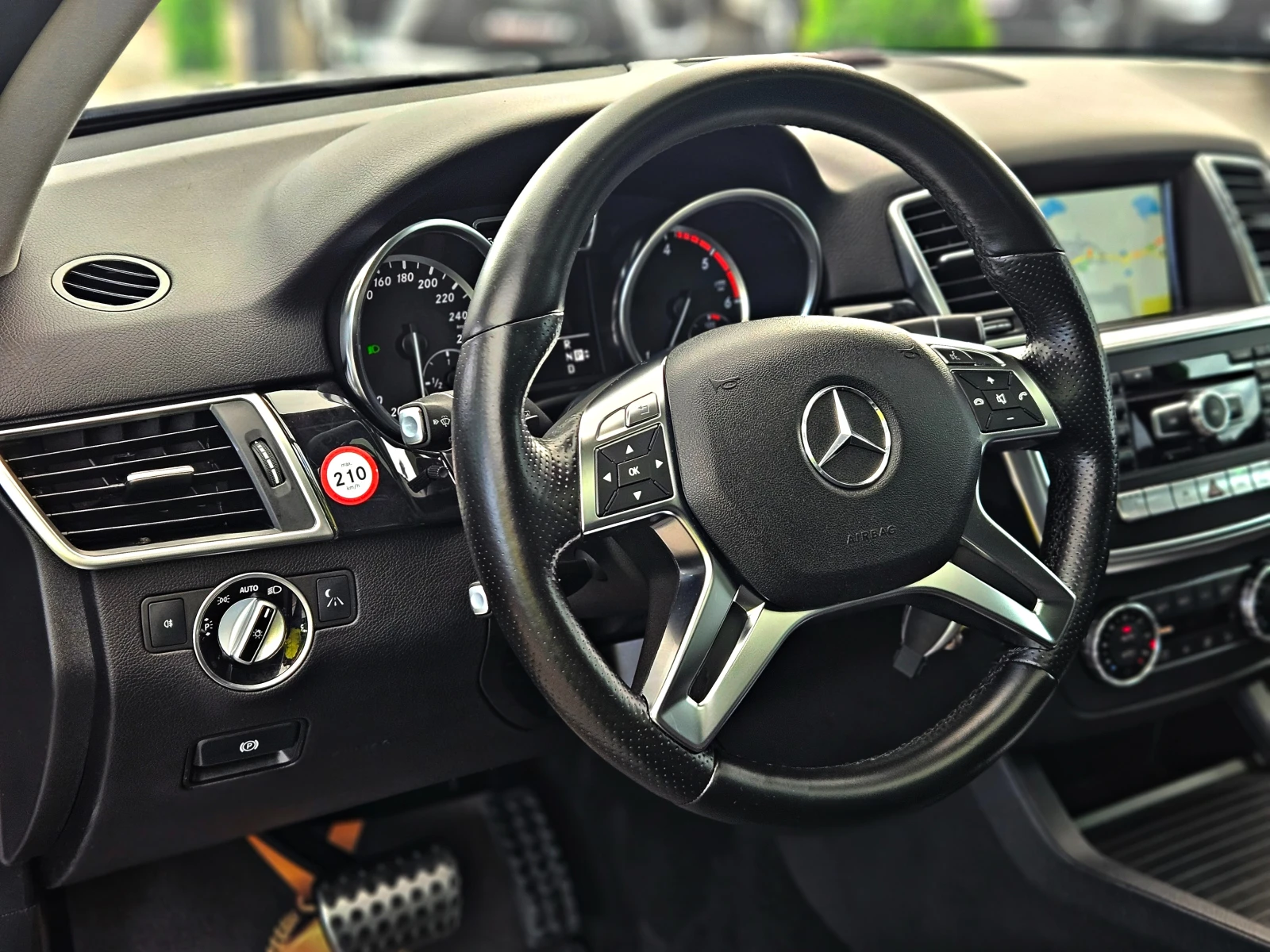 Mercedes-Benz ML 350 AMG/TVx3/GERMANY/HARMAN/CAMERA//AIR/NIGHT/LIZ | Mobile.bg   13