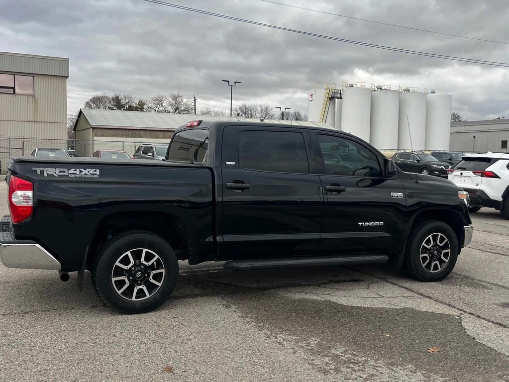 Toyota Tundra * SR5 Plus * CARFAX * БЕЗ ПЪРВОНАЧАЛНА ВНОСКА - изображение 3