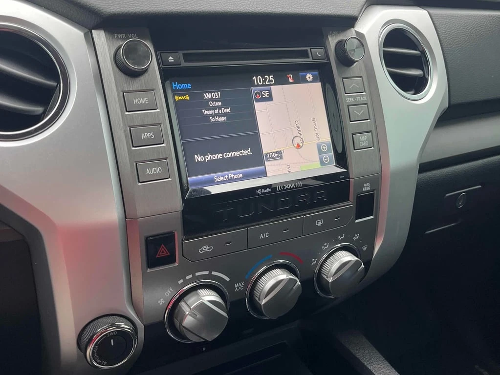 Toyota Tundra * SR5 Plus * CARFAX * БЕЗ ПЪРВОНАЧАЛНА ВНОСКА - изображение 9