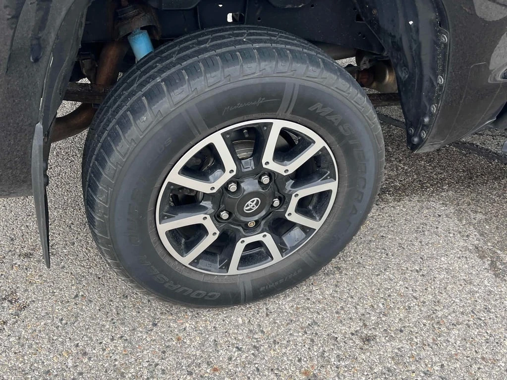 Toyota Tundra * SR5 Plus * CARFAX * БЕЗ ПЪРВОНАЧАЛНА ВНОСКА - изображение 7