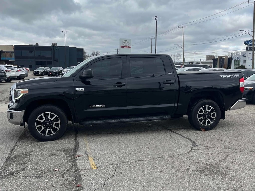 Toyota Tundra * SR5 Plus * CARFAX * БЕЗ ПЪРВОНАЧАЛНА ВНОСКА - изображение 2