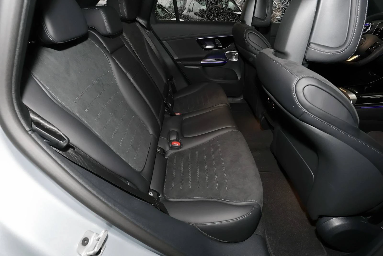 Mercedes-Benz GLC 300 4M AMG - изображение 10