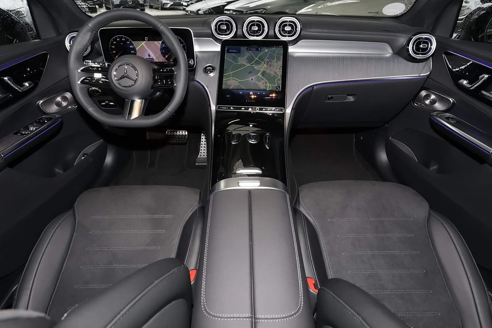 Mercedes-Benz GLC 300 4M AMG - изображение 6