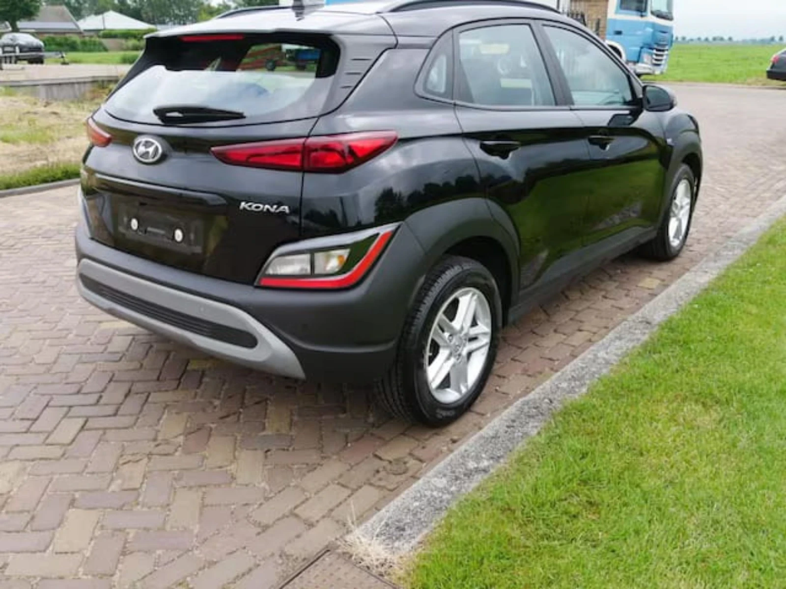 Hyundai Kona Mild hybrid , снимка 4 - Автомобили и джипове - 53716134