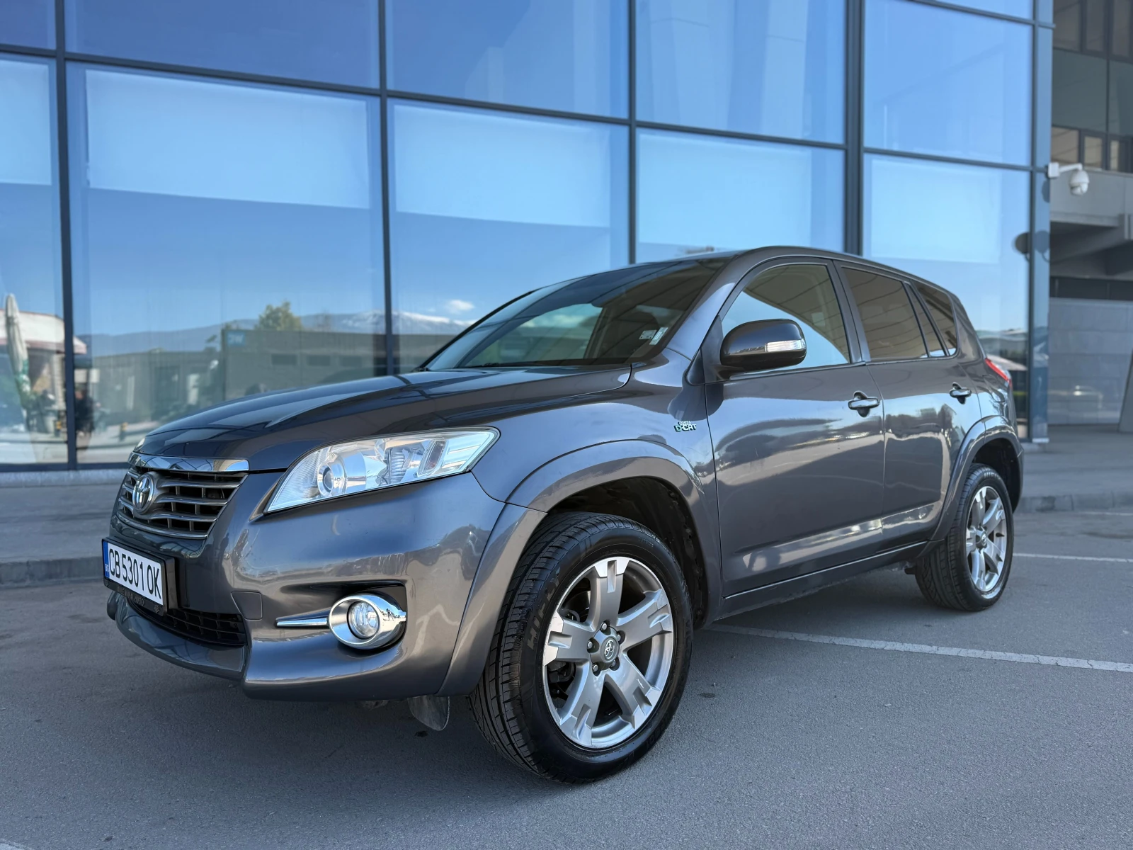 Toyota Rav4 6 МЕСЕЦА ГАРАНЦИЯ/2.2D 150к.с. Автоматик/Facelift
