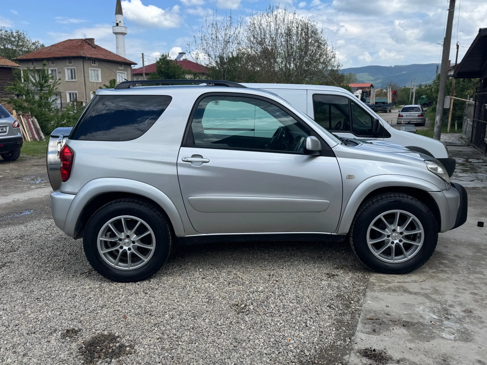 Toyota Rav4 2.0 vvti, снимка 7 - Автомобили и джипове - 54631448