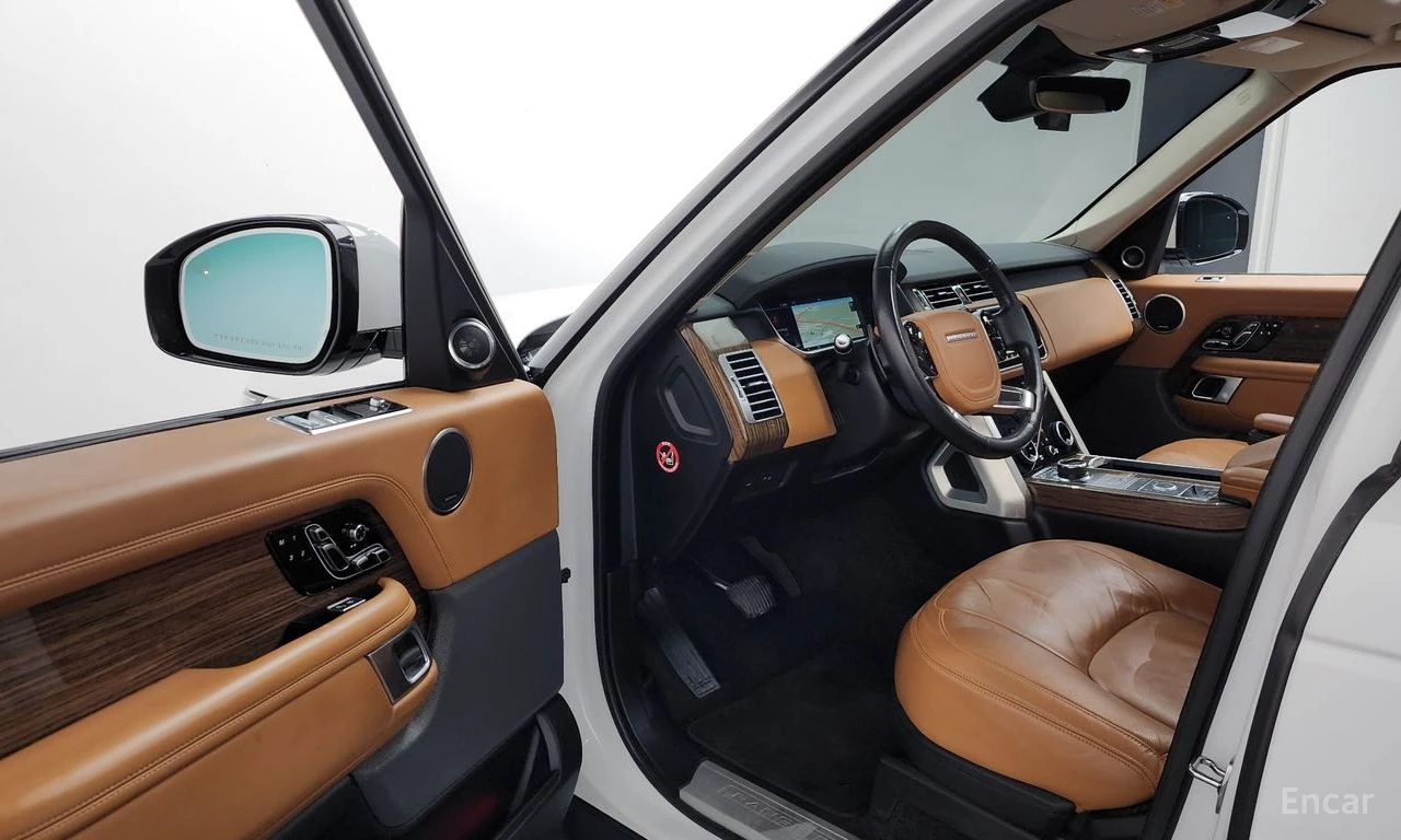 Land Rover Range rover 5.0* SUPERCHARCHED* ОБДУХВАНЕ* МАСАЖ* LANE* ASSIST, снимка 5 - Автомобили и джипове - 54850705