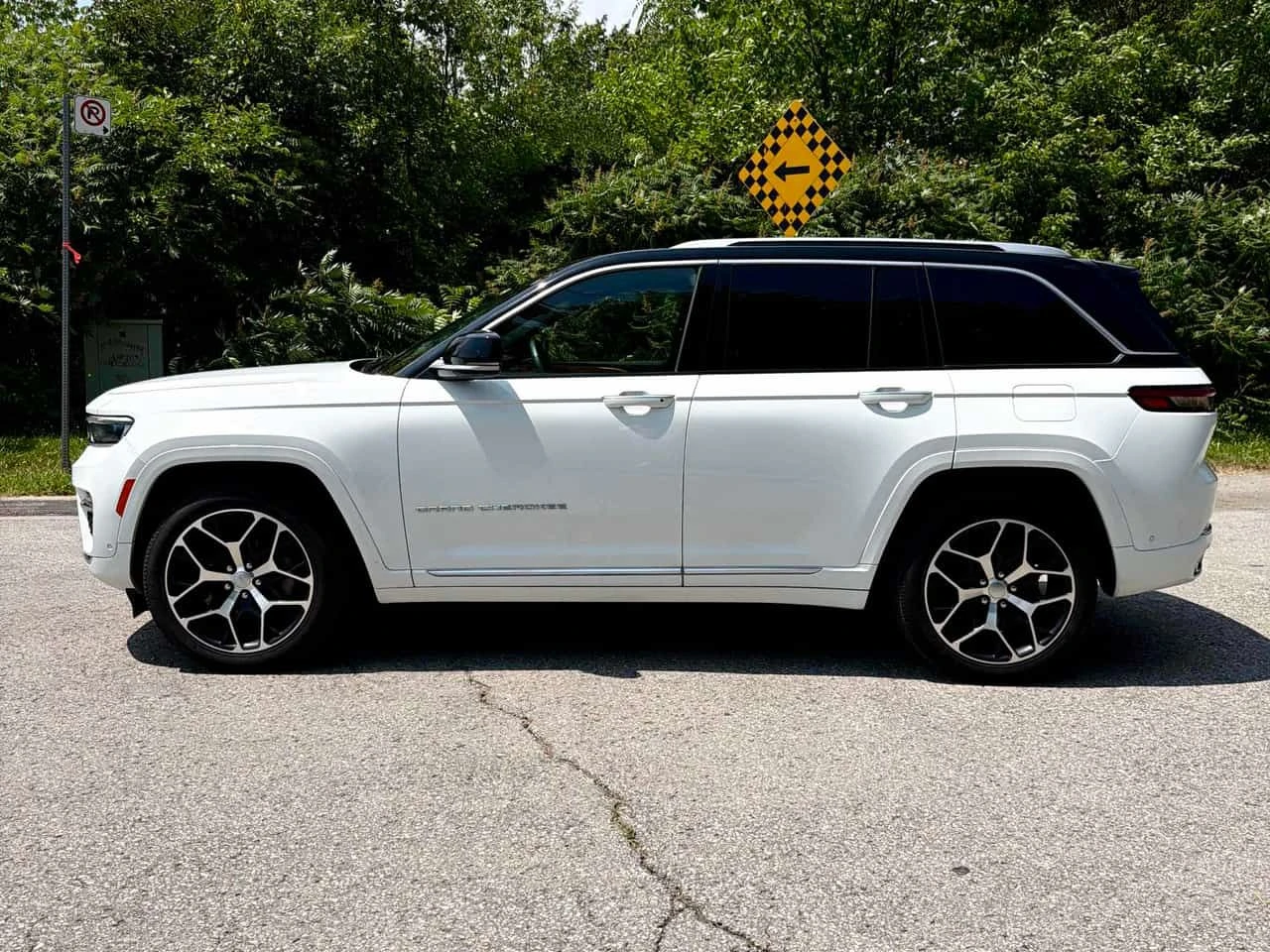 Jeep Grand cherokee Summit Reserve/ПАНОРАМА/ДИСТРОНИК, снимка 3 - Автомобили и джипове - 55158017