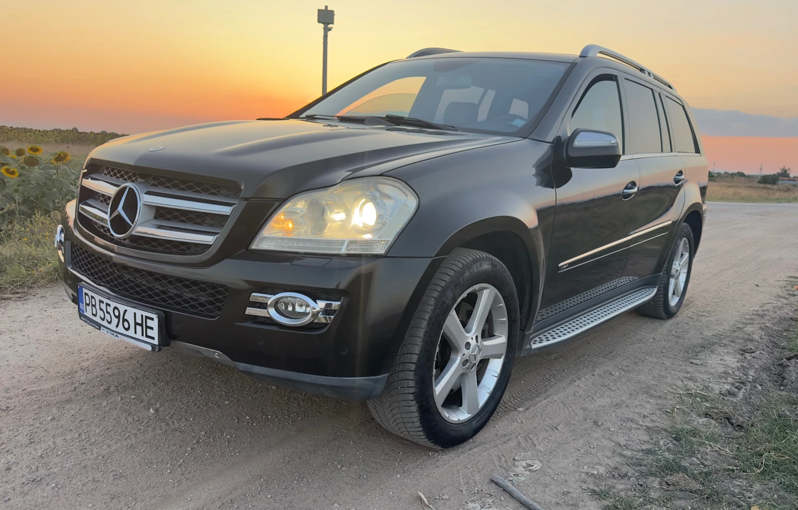 Mercedes-Benz GL 320, снимка 2 - Автомобили и джипове - 55546337