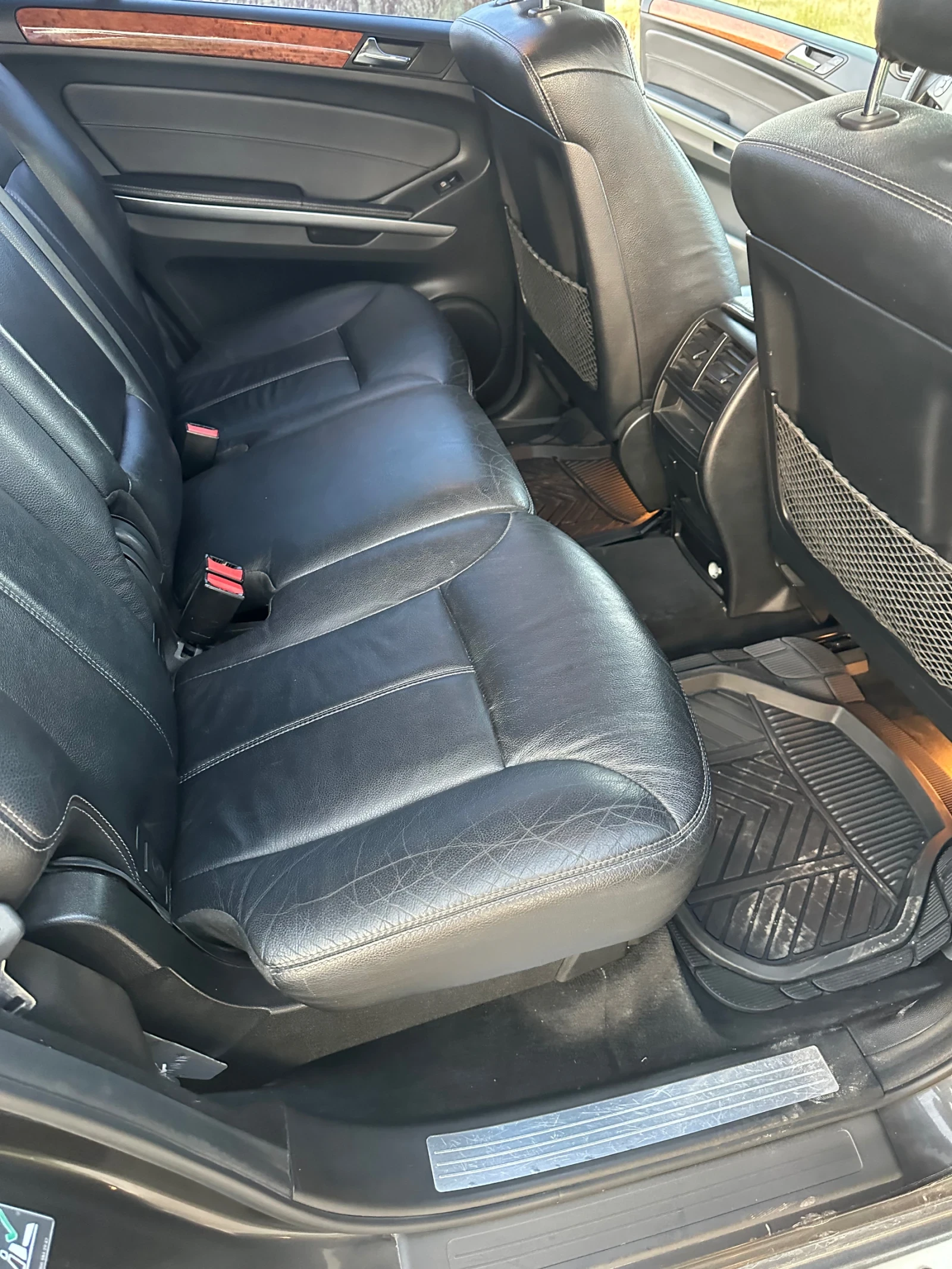 Mercedes-Benz GL 320, снимка 8 - Автомобили и джипове - 55546337