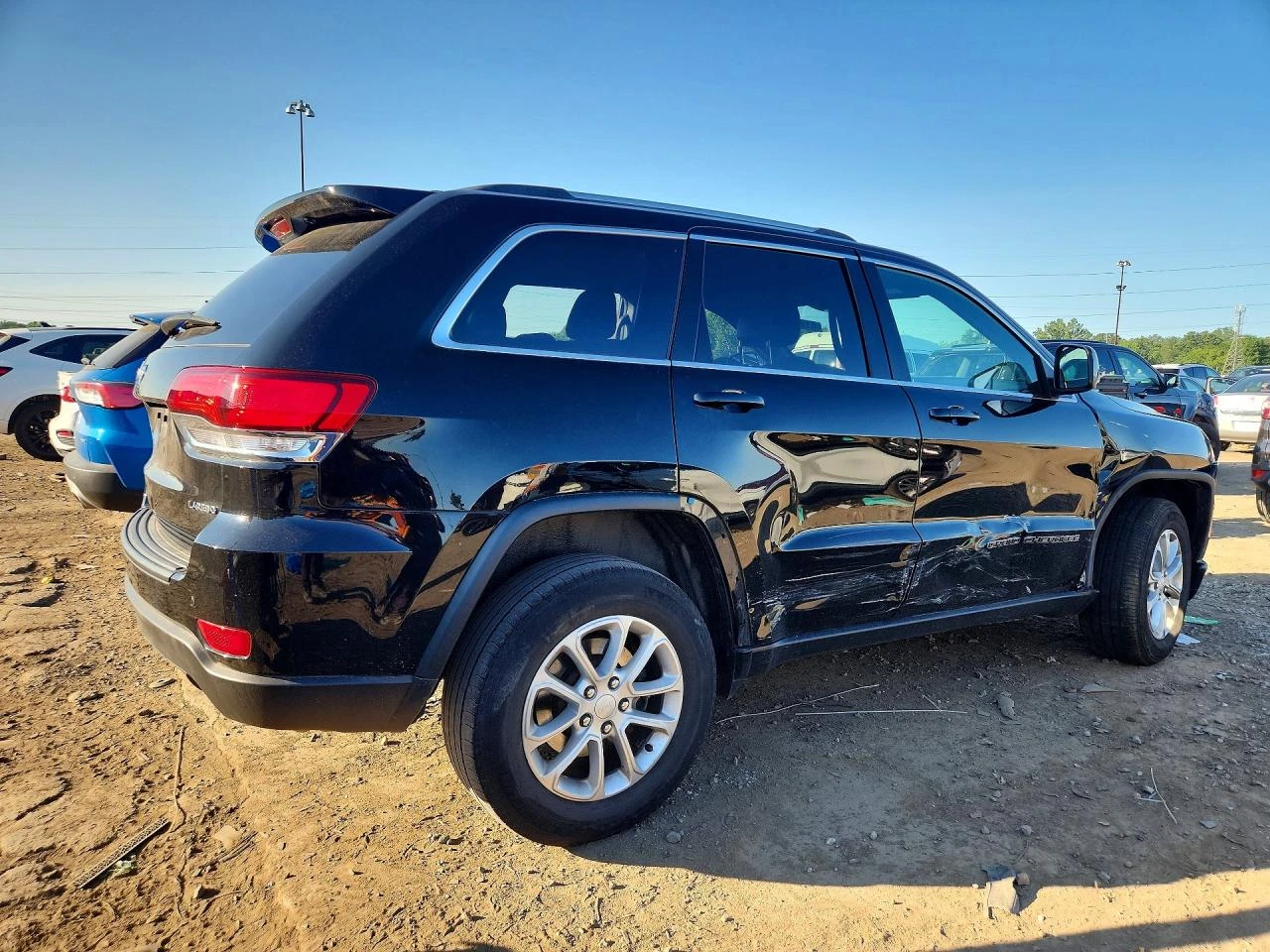 Jeep Grand cherokee 3.6l Laredo, снимка 3 - Автомобили и джипове - 55877649