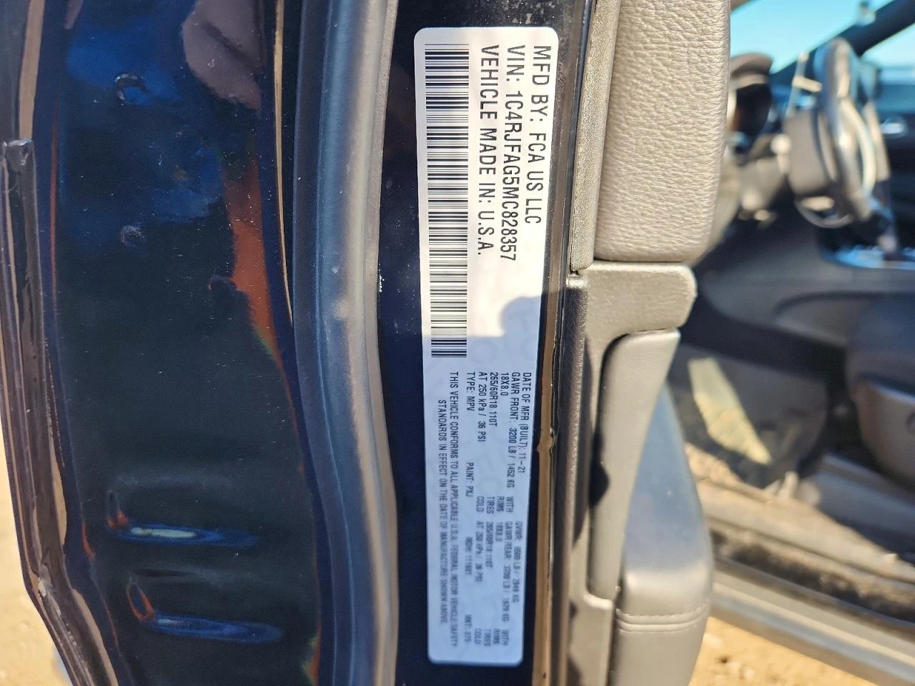 Jeep Grand cherokee 3.6l Laredo, снимка 13 - Автомобили и джипове - 55877649