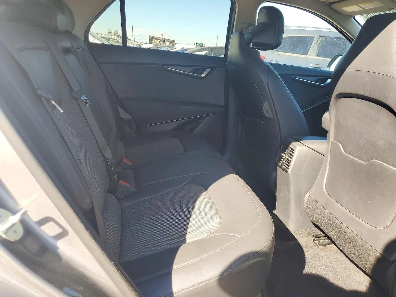 Kia Niro * WIND* , снимка 11 - Автомобили и джипове - 56638729