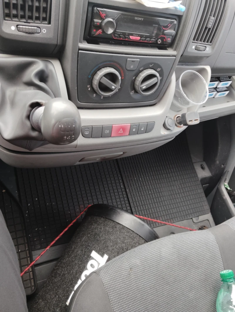 Peugeot Boxer Файслифт 3000, снимка 8 - Бусове и автобуси - 53089604