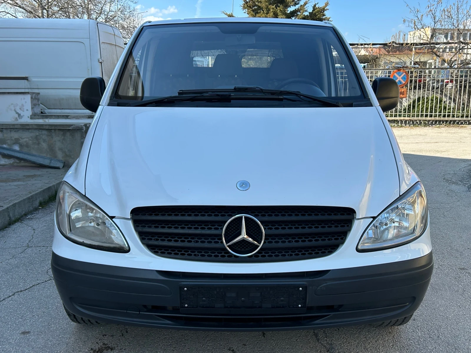 Mercedes-Benz Vito 2.2CDI 95k.c. КЛИМАТИК, снимка 2 - Бусове и автобуси - 53988757