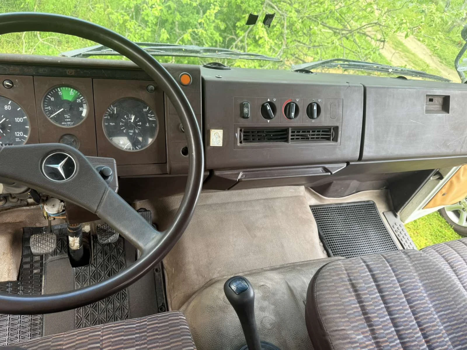 Mercedes-Benz 709, снимка 6 - Камиони - 54346904