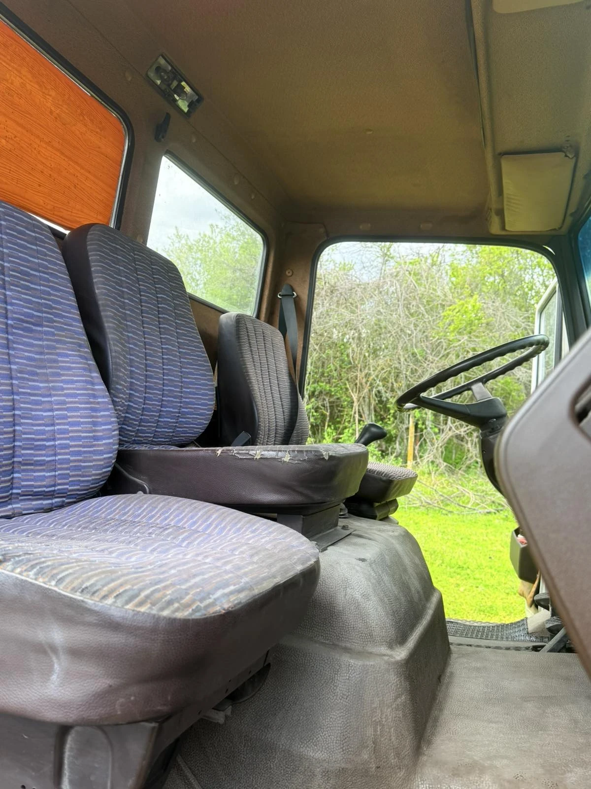 Mercedes-Benz 709, снимка 9 - Камиони - 54346904