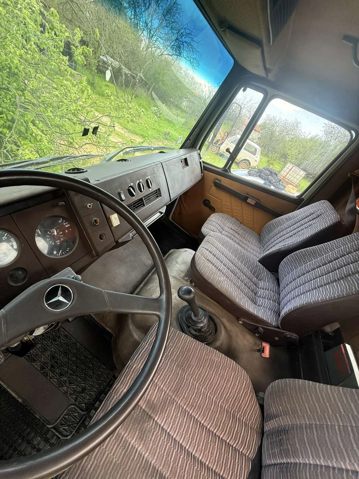 Mercedes-Benz 709, снимка 10 - Камиони - 54346904