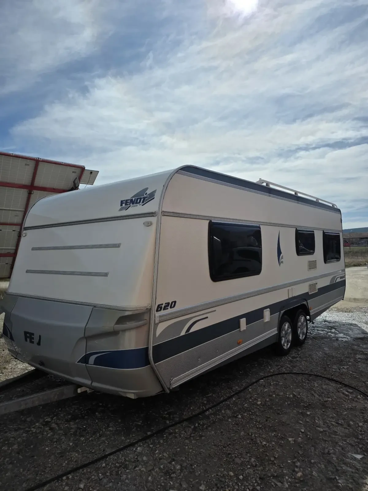 Каравана Fendt Diamant, снимка 2 - Каравани и кемпери - 53883627