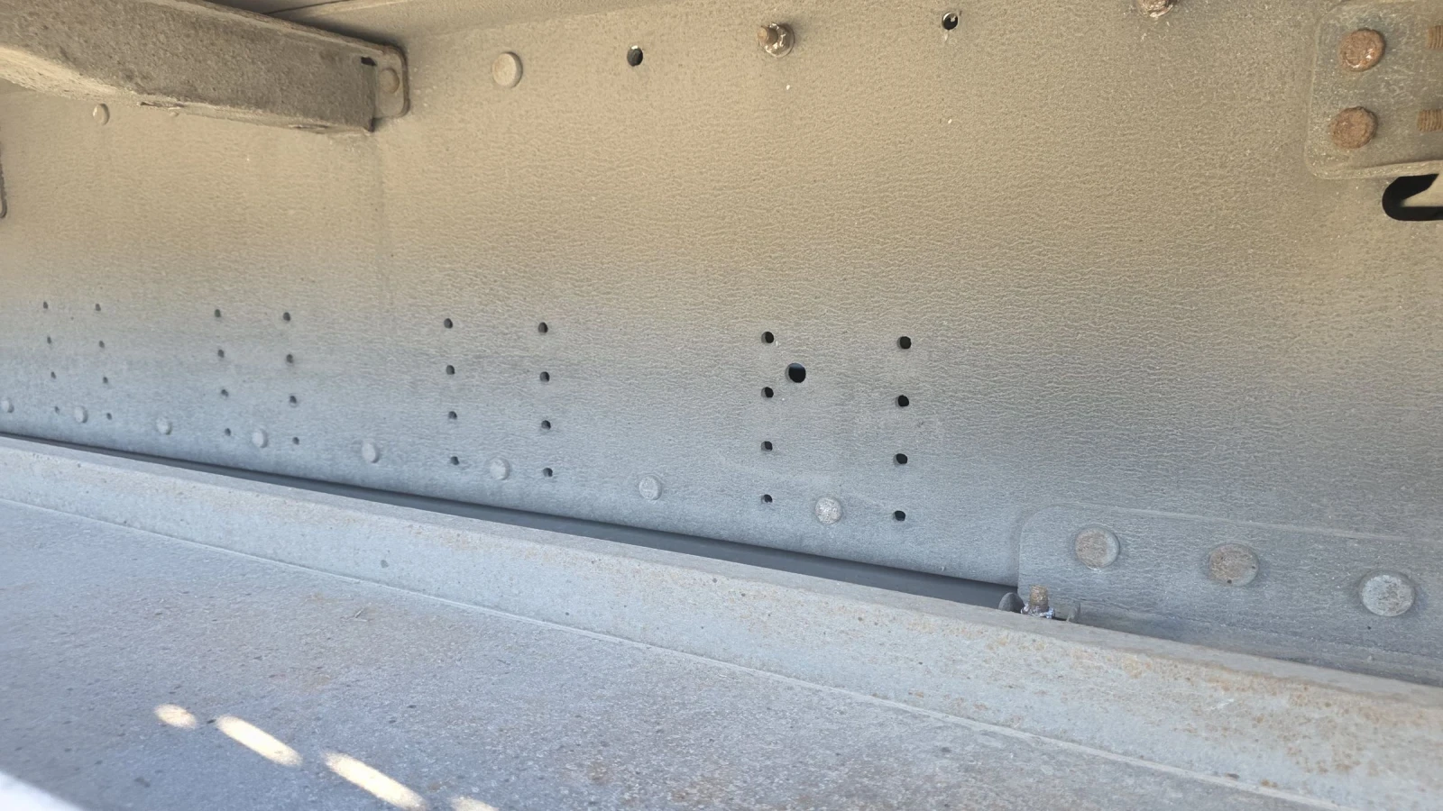 ����������� Schmitz | Mobile.bg � ����������� 3