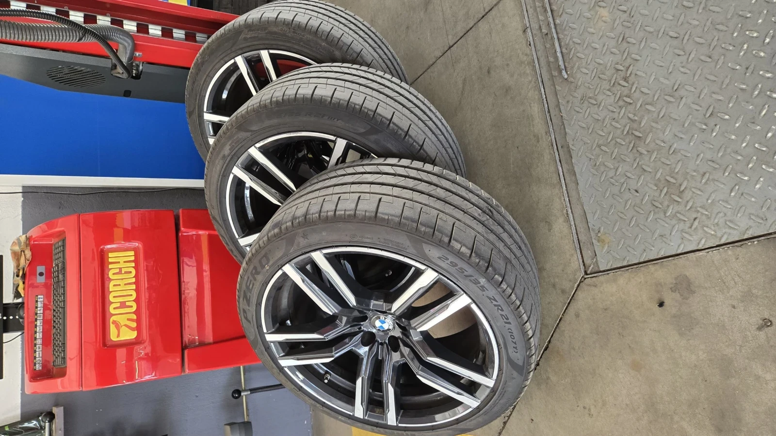 ���� � ������ 295/35R21 �� BMW X5 | Mobile.bg � ����������� 2