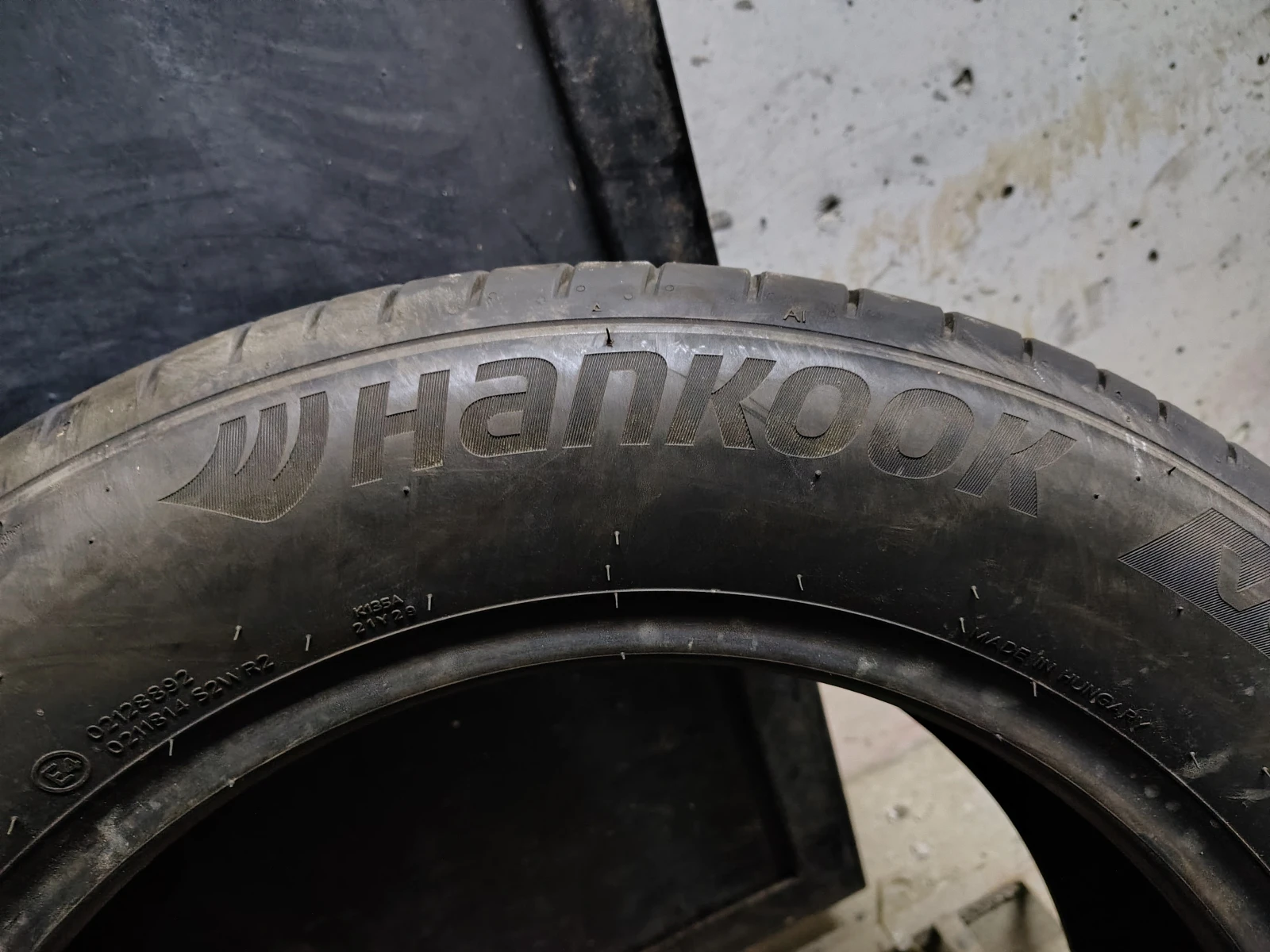 Гуми Летни 215/60R17, снимка 3 - Гуми и джанти - 53776091
